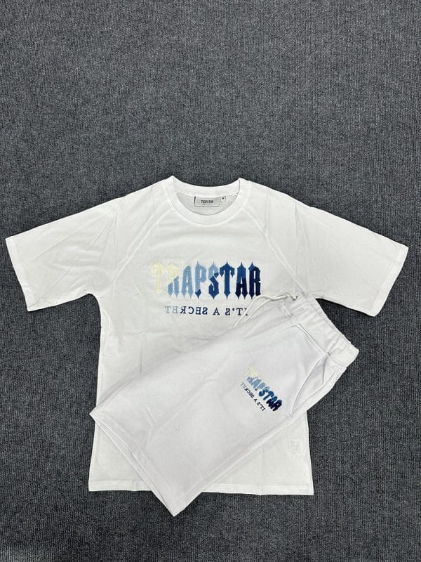 607-Trapstar t shirt and short white