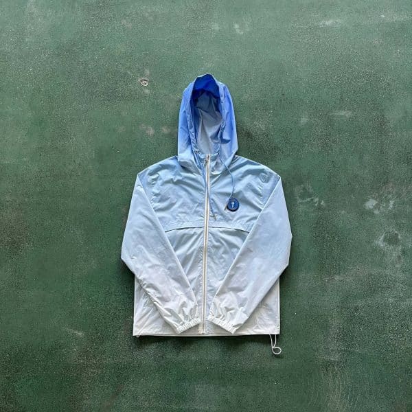 JK22-irongate T windbreaker-blue grdient blue - Image 3